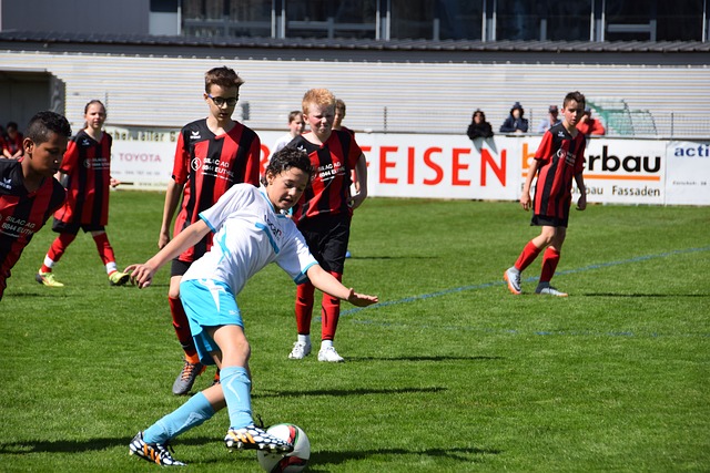 作为后防领 作为后防领